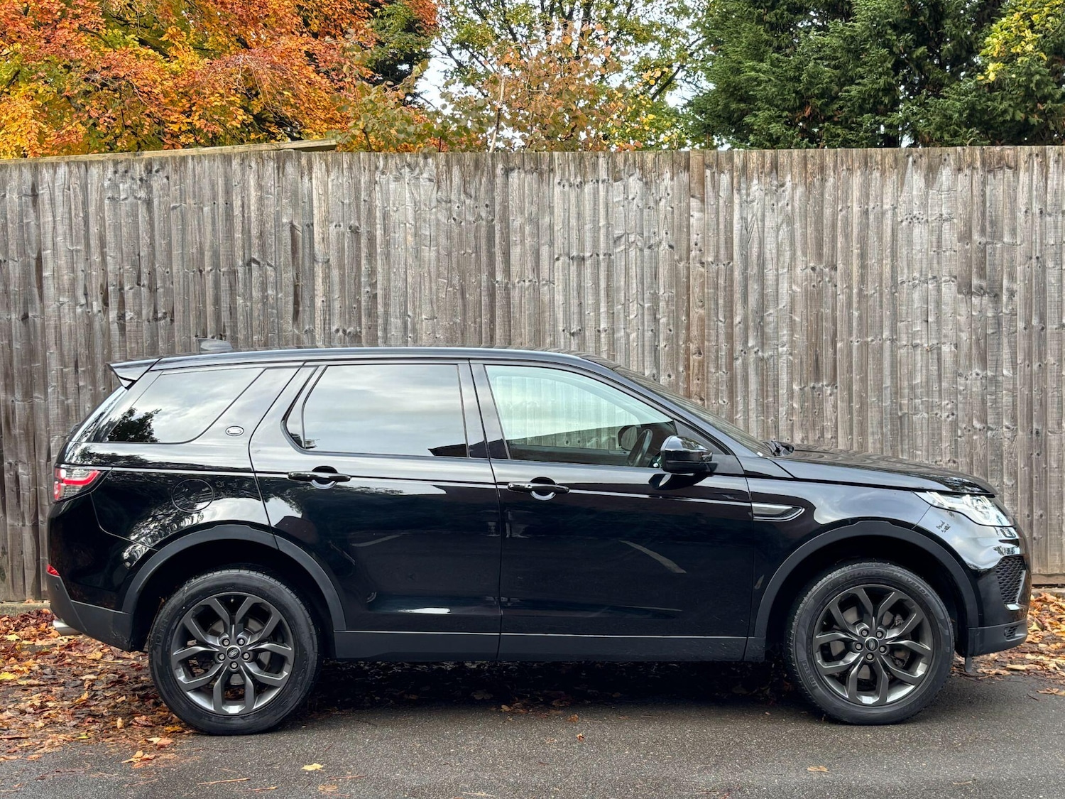 Used Land Rover Discovery Sport 2019 for sale - 76408397: Photo 5