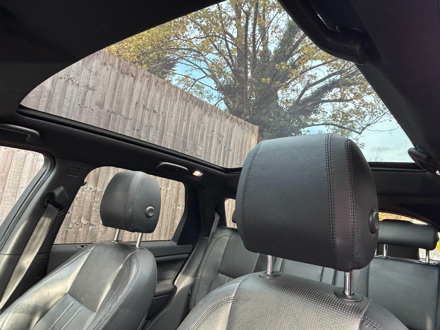 Used Land Rover Discovery Sport 2019 for sale - 76408397: Photo 9