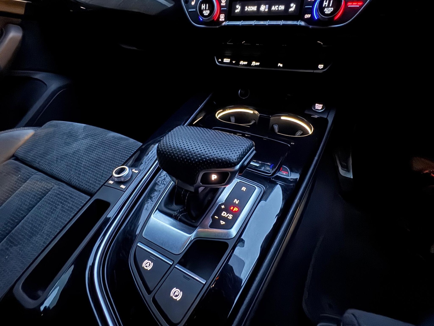 Used Audi A4 2021 for sale - 77320963: Photo 11