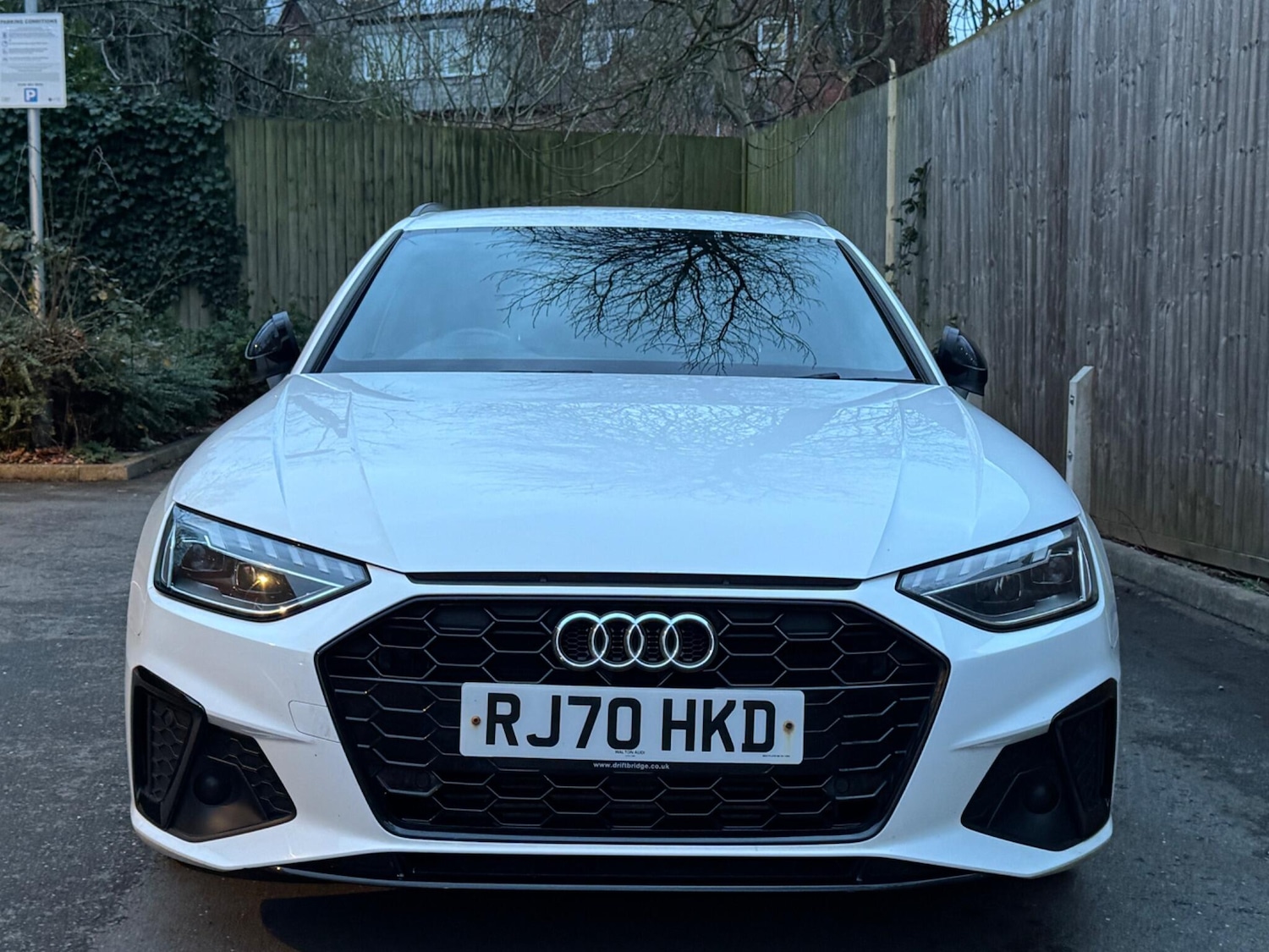 Used Audi A4 2021 for sale - 77320963: Photo 2