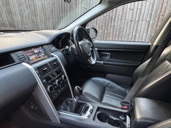 Used Land Rover Discovery Sport 2017 for sale - 76269619: Photo 13