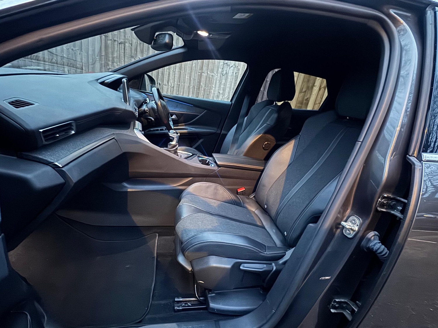 Used Peugeot 3008 2020 for sale - 78034350: Photo 12