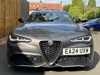 Used Alfa Romeo Giulia 2024 for sale - 79520592: Photo