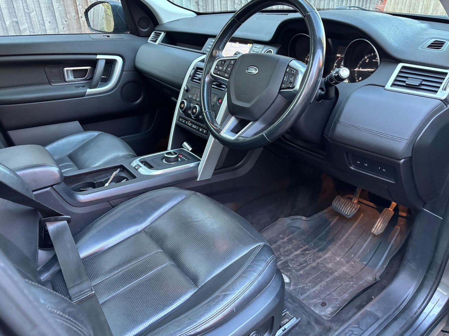 Used Land Rover Discovery Sport 2017 for sale - 76094506: Photo 10