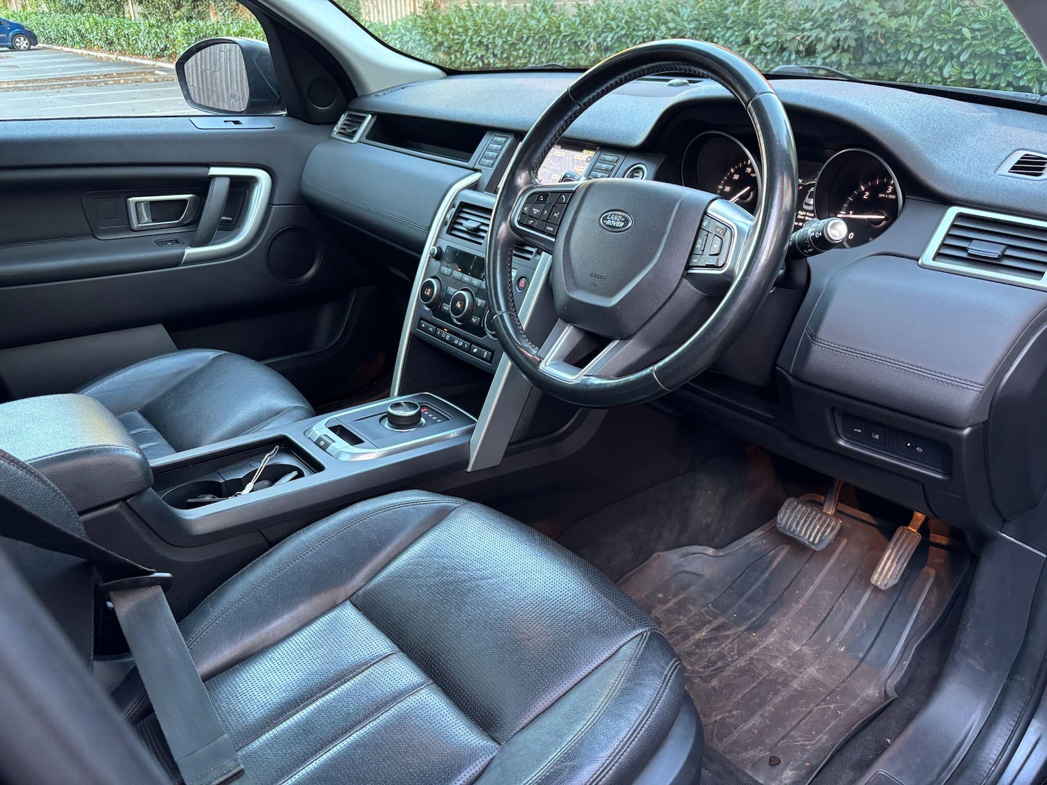 Used Land Rover Discovery Sport 2017 for sale - 76094506: Photo 12