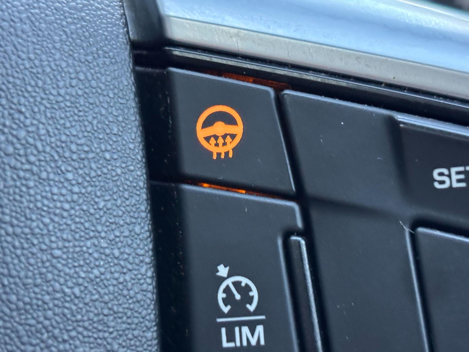 Used Land Rover Discovery Sport 2017 for sale - 76094506: Photo 15