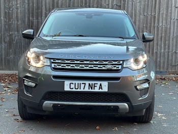 Used Land Rover Discovery Sport 2017 for sale - 76094506: Photo