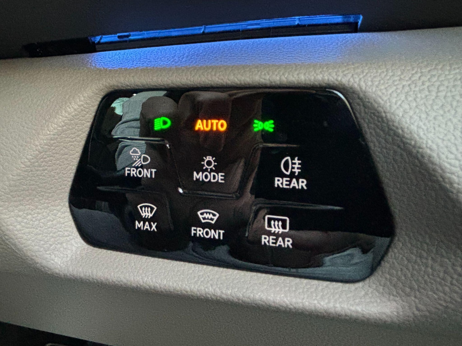 Used Volkswagen Multivan 2023 for sale - 77052441: Photo 23