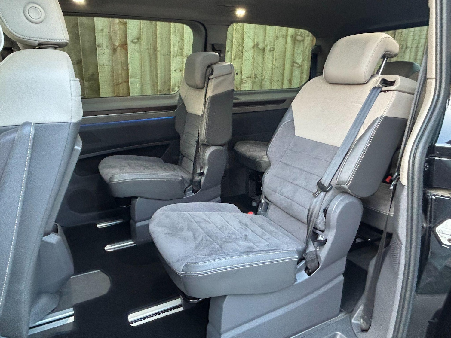 Used Volkswagen Multivan 2023 for sale - 77052441: Photo 26