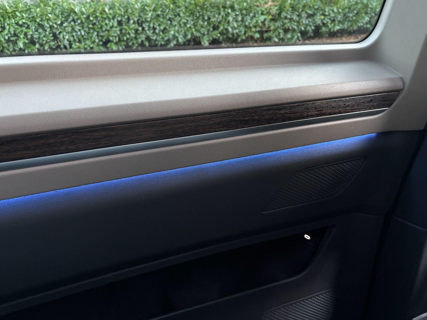 Used Volkswagen Multivan 2023 for sale - 77052441: Photo 33