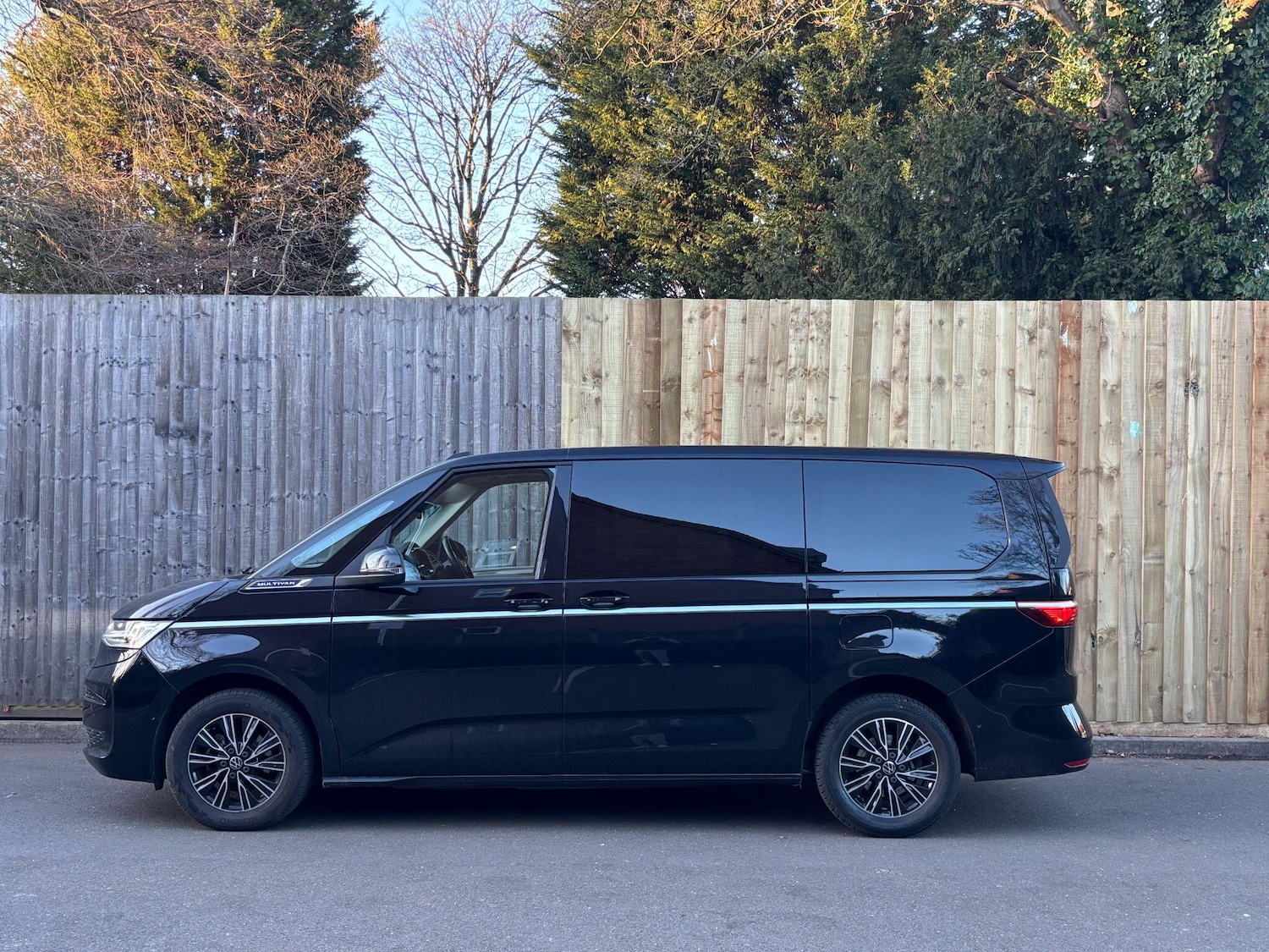 Used Volkswagen Multivan 2023 for sale - 77052441: Photo 5