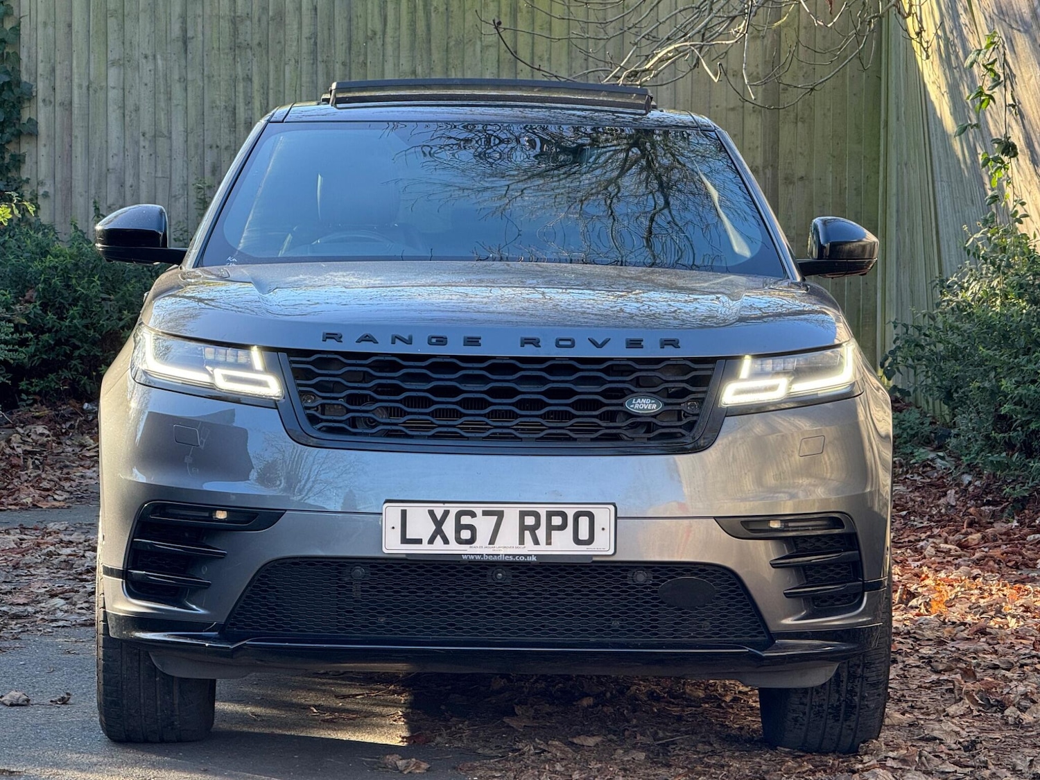 Used Land Rover Range Rover Velar 2017 for sale - 76666722: Photo 2