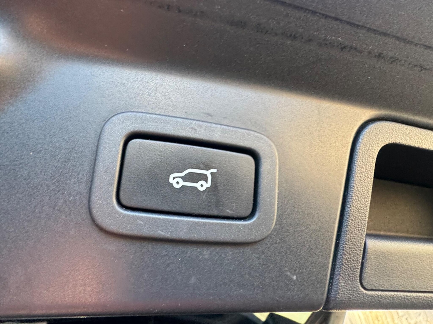 Used Land Rover Range Rover Velar 2017 for sale - 76666722: Photo 23