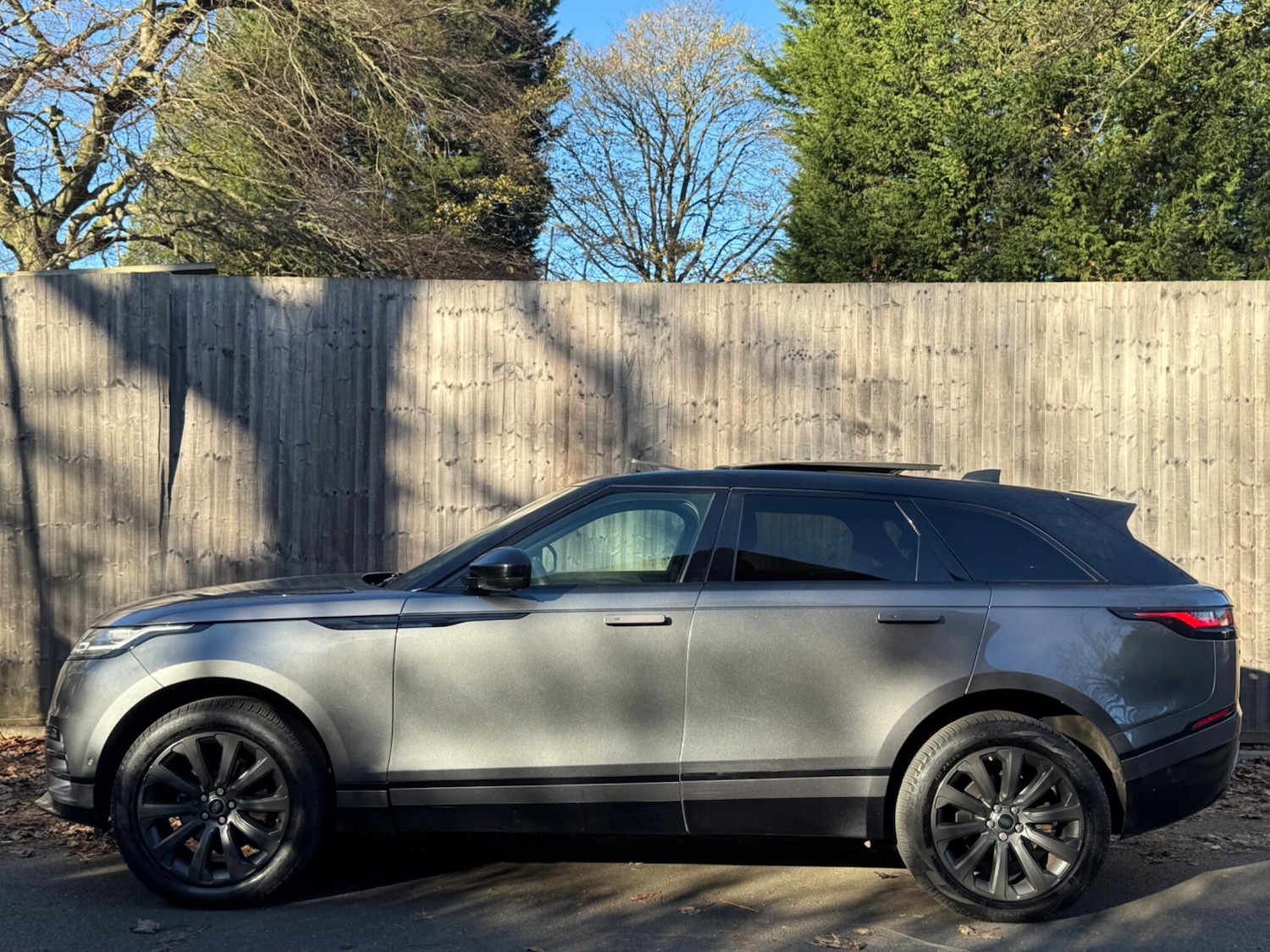 Used Land Rover Range Rover Velar 2017 for sale - 76666722: Photo 5