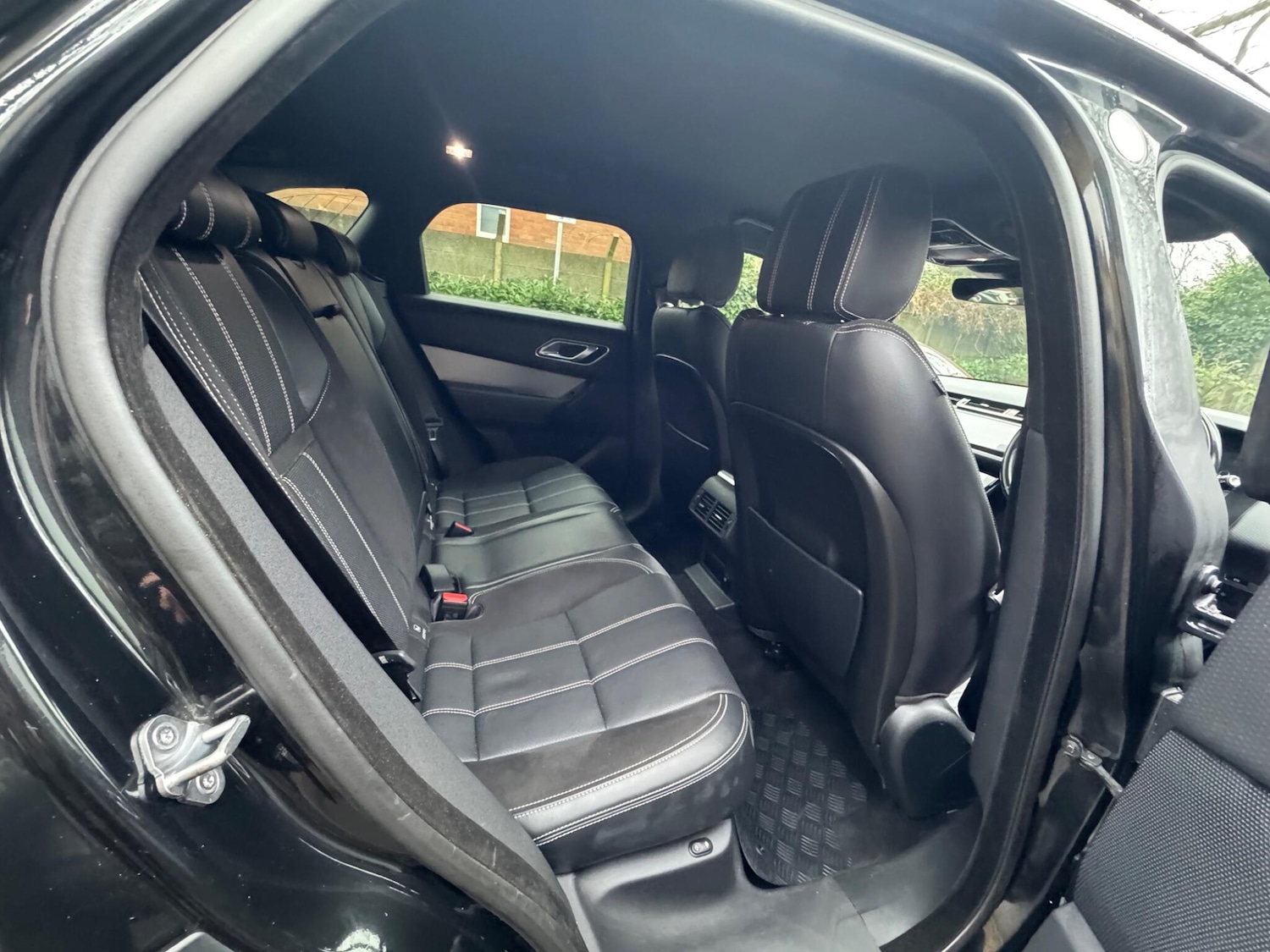 Used Land Rover Range Rover Velar 2017 for sale - 77029808: Photo 11