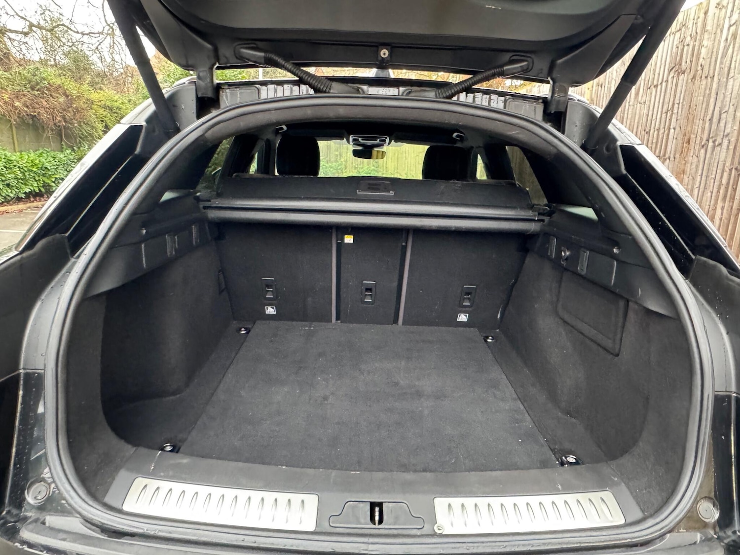 Used Land Rover Range Rover Velar 2017 for sale - 77029808: Photo 17