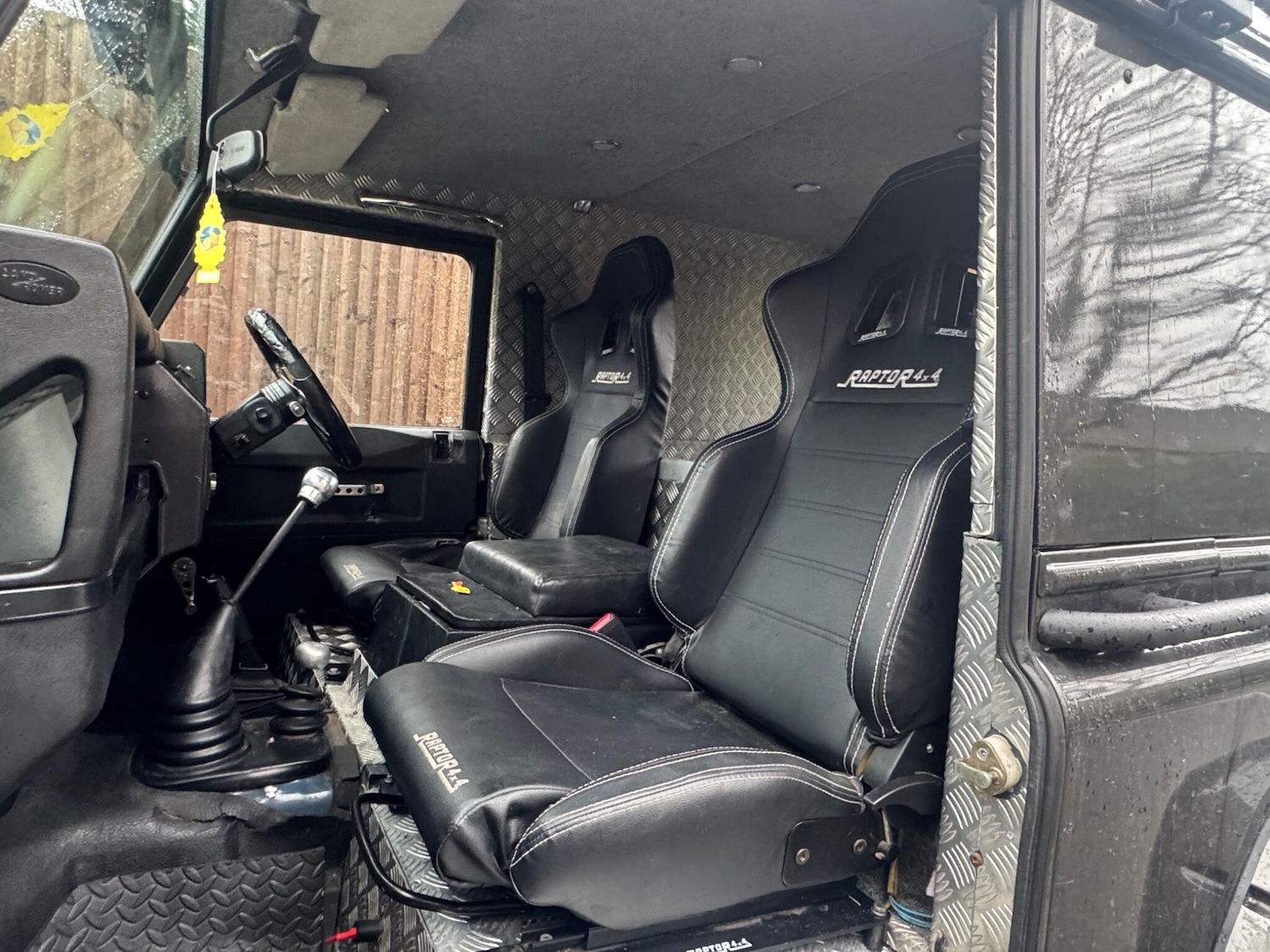 Used Land Rover Defender 90 1989 for sale - 77268082: Photo 12