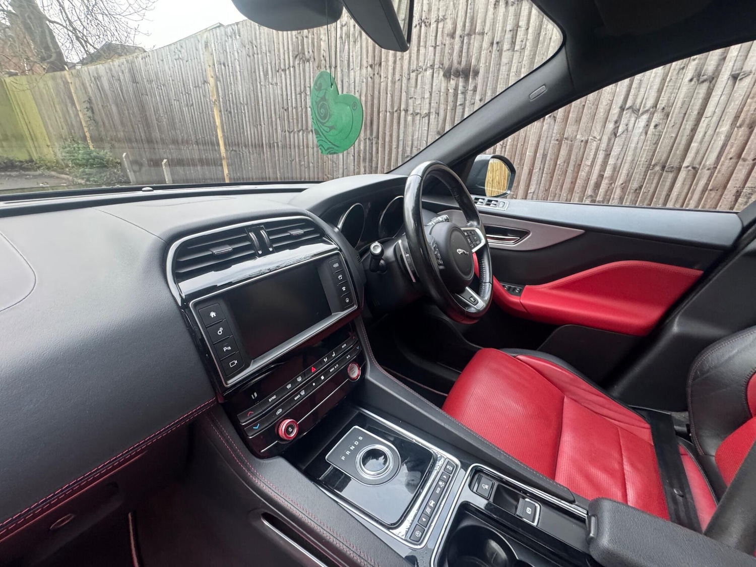 Used Jaguar F-Pace 2018 for sale - 77028933: Photo 11