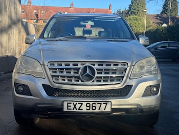 Used Mercedes-Benz M Class 2010 for sale - 76850214: Photo