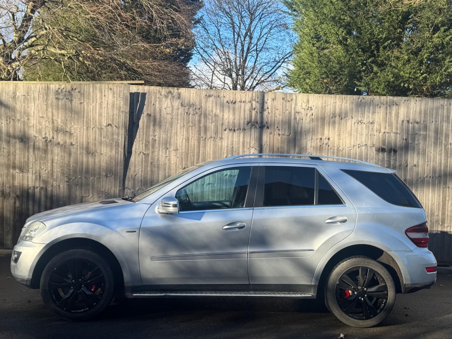 Used Mercedes-Benz M Class 2010 for sale - 76850214: Photo 5