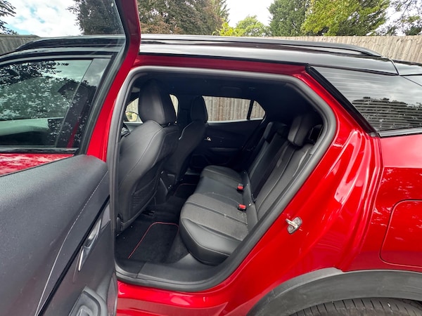 Used Peugeot 2008 2023 for sale - 75552851: Photo 13