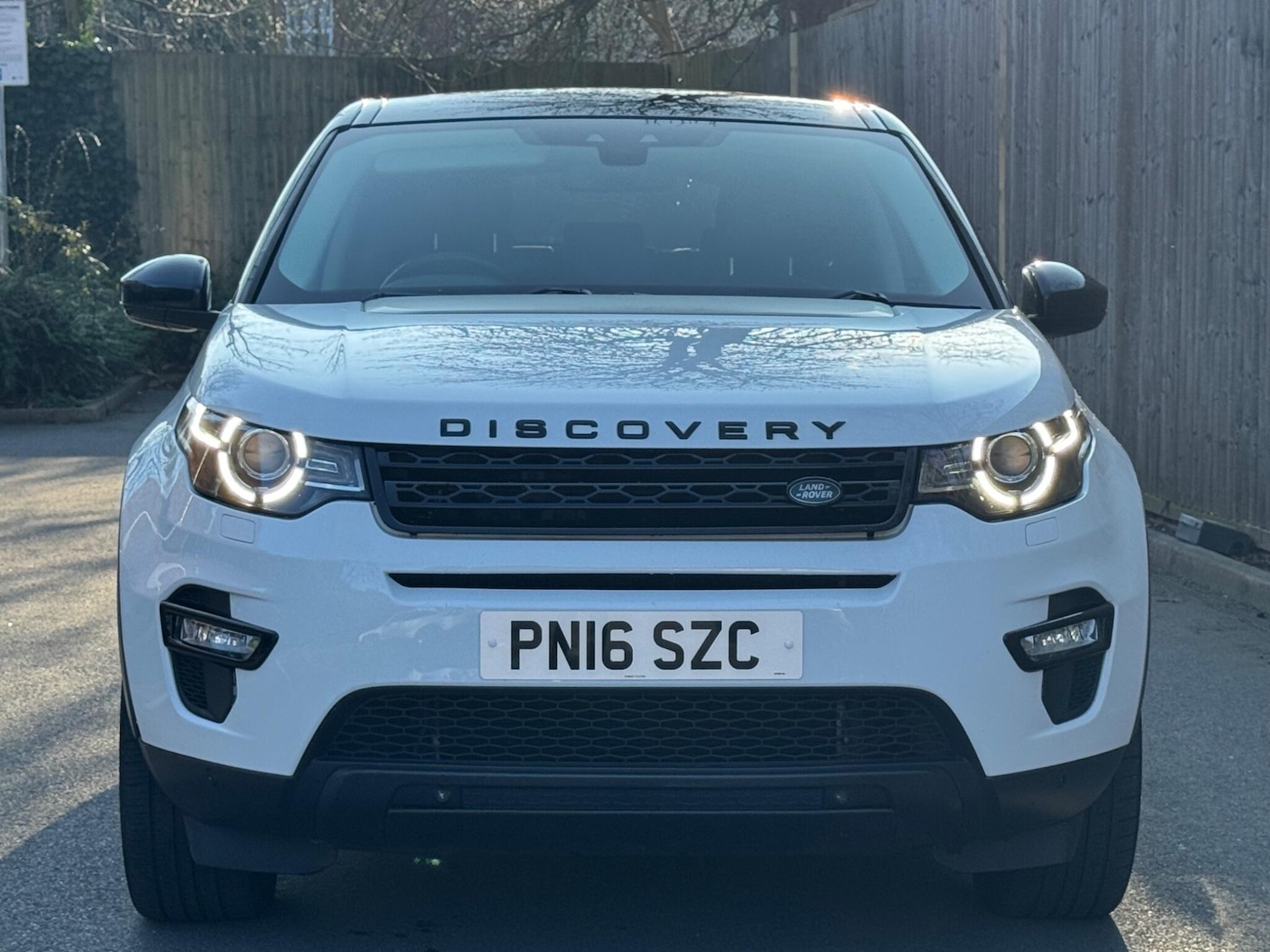 Used Land Rover Discovery Sport for sale - 77769617: Photo 2