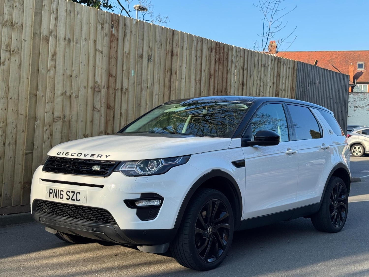 Used Land Rover Discovery Sport for sale - 77769617: Photo 3