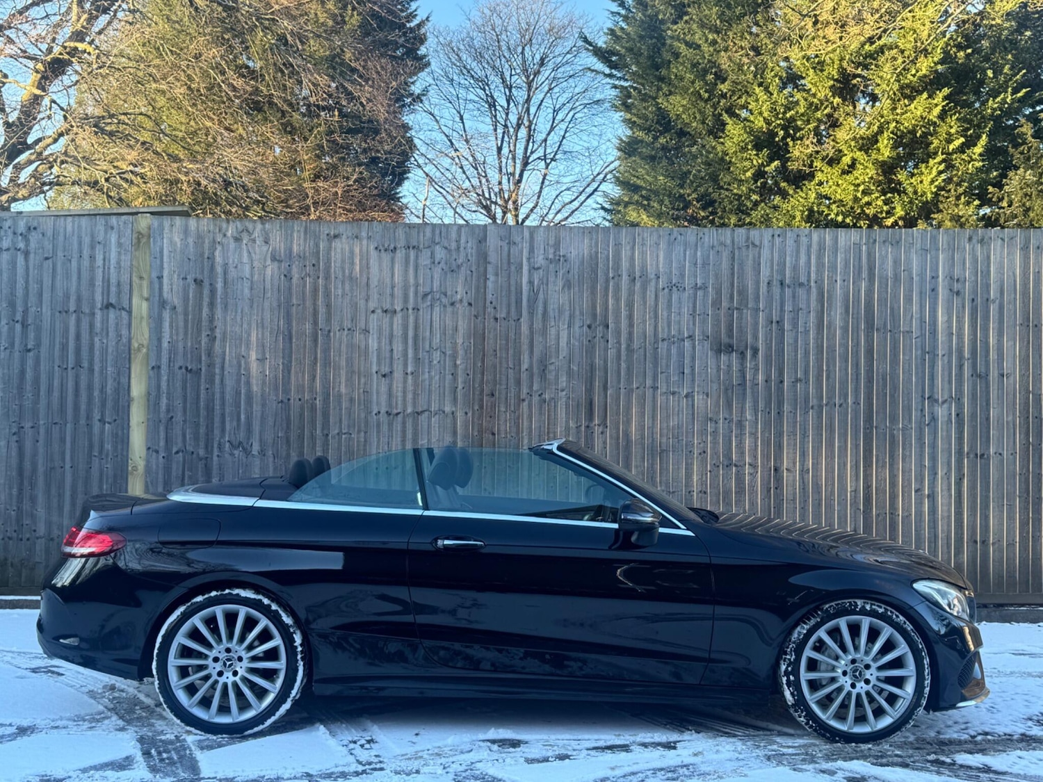 Used Mercedes-Benz C Class 2017 for sale - 77130822: Photo 4