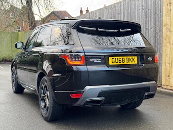 Used Land Rover Range Rover Sport 2018 for sale - 77439830: Photo