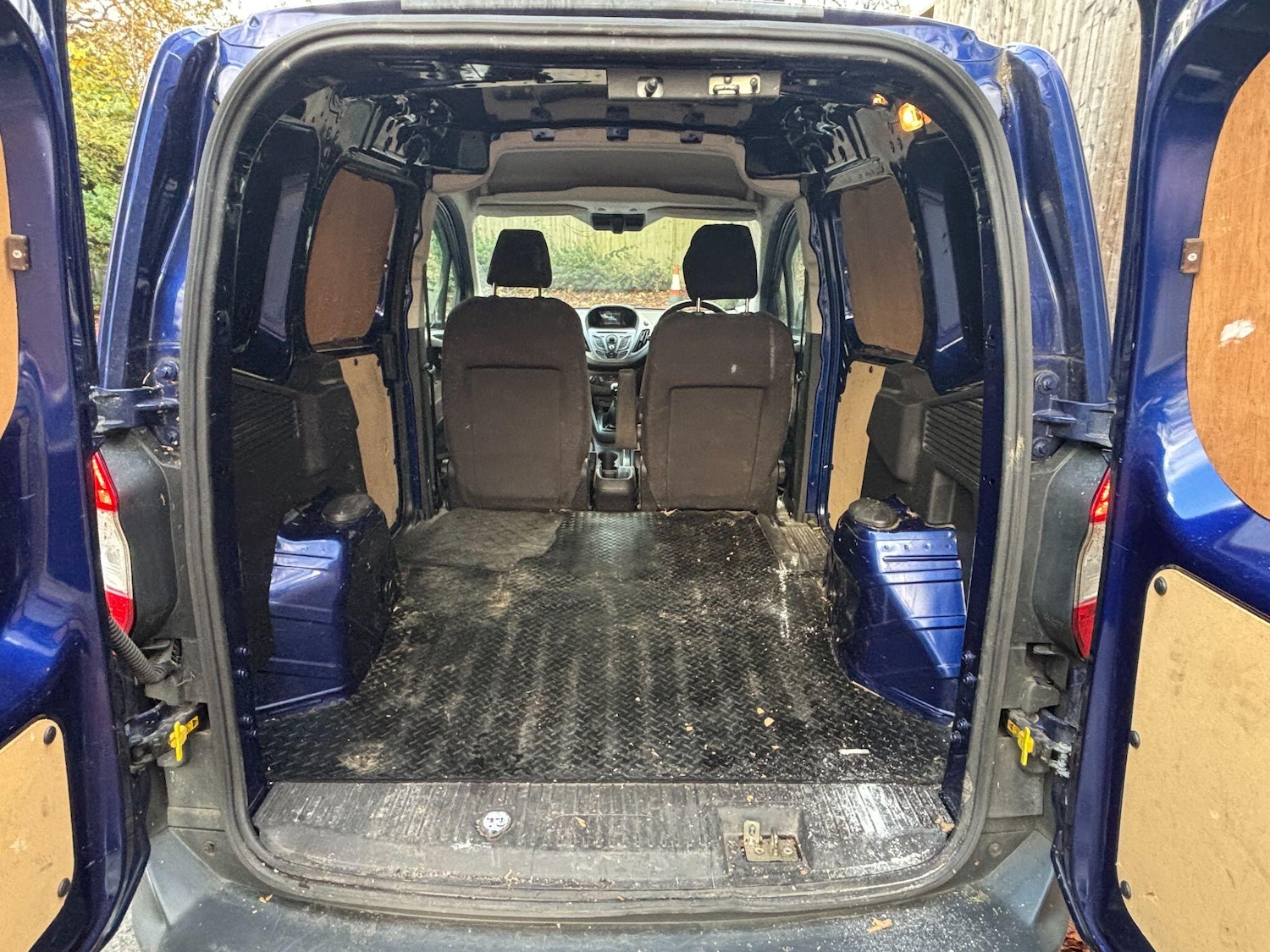 Used Ford Transit Courier 2017 for sale - 76513022: Photo 11