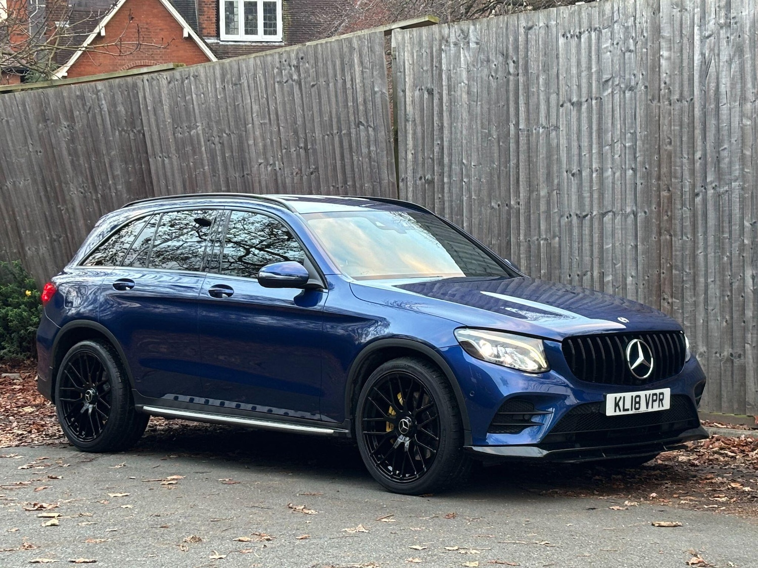 Used Mercedes-Benz GLC 2018 for sale - 76619912: Photo 2