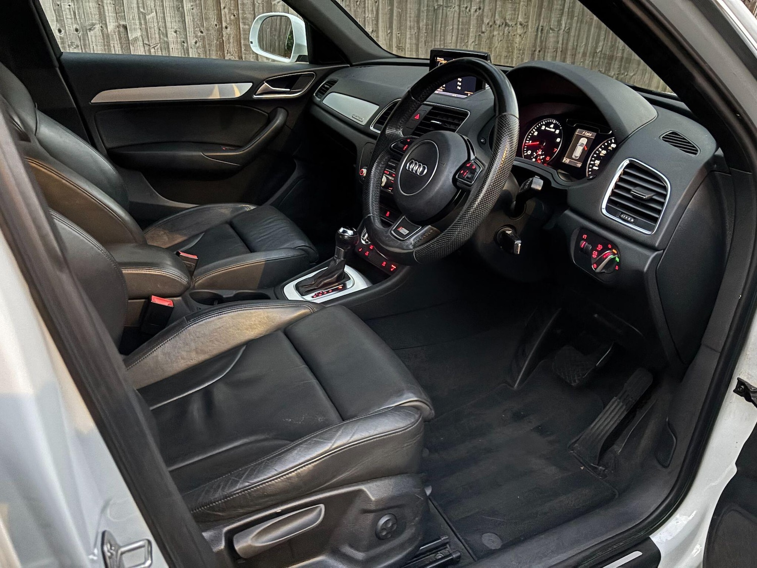 Used Audi Q3 2012 for sale - 76620389: Photo 10