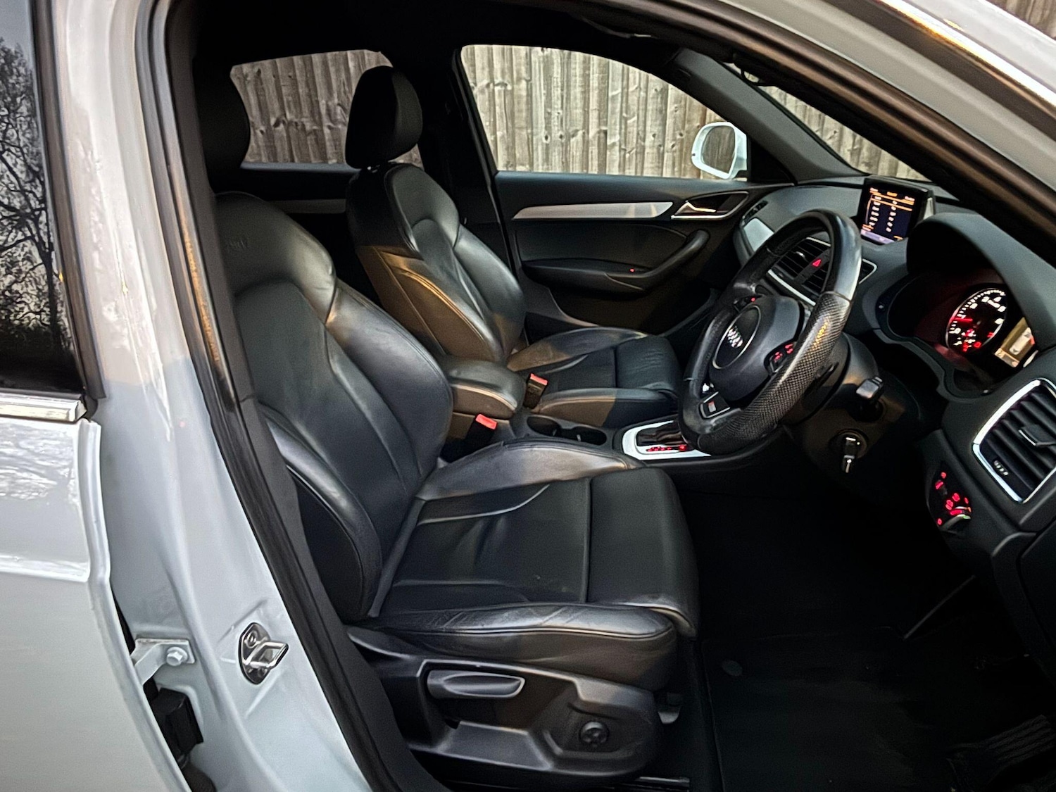 Used Audi Q3 2012 for sale - 76620389: Photo 11