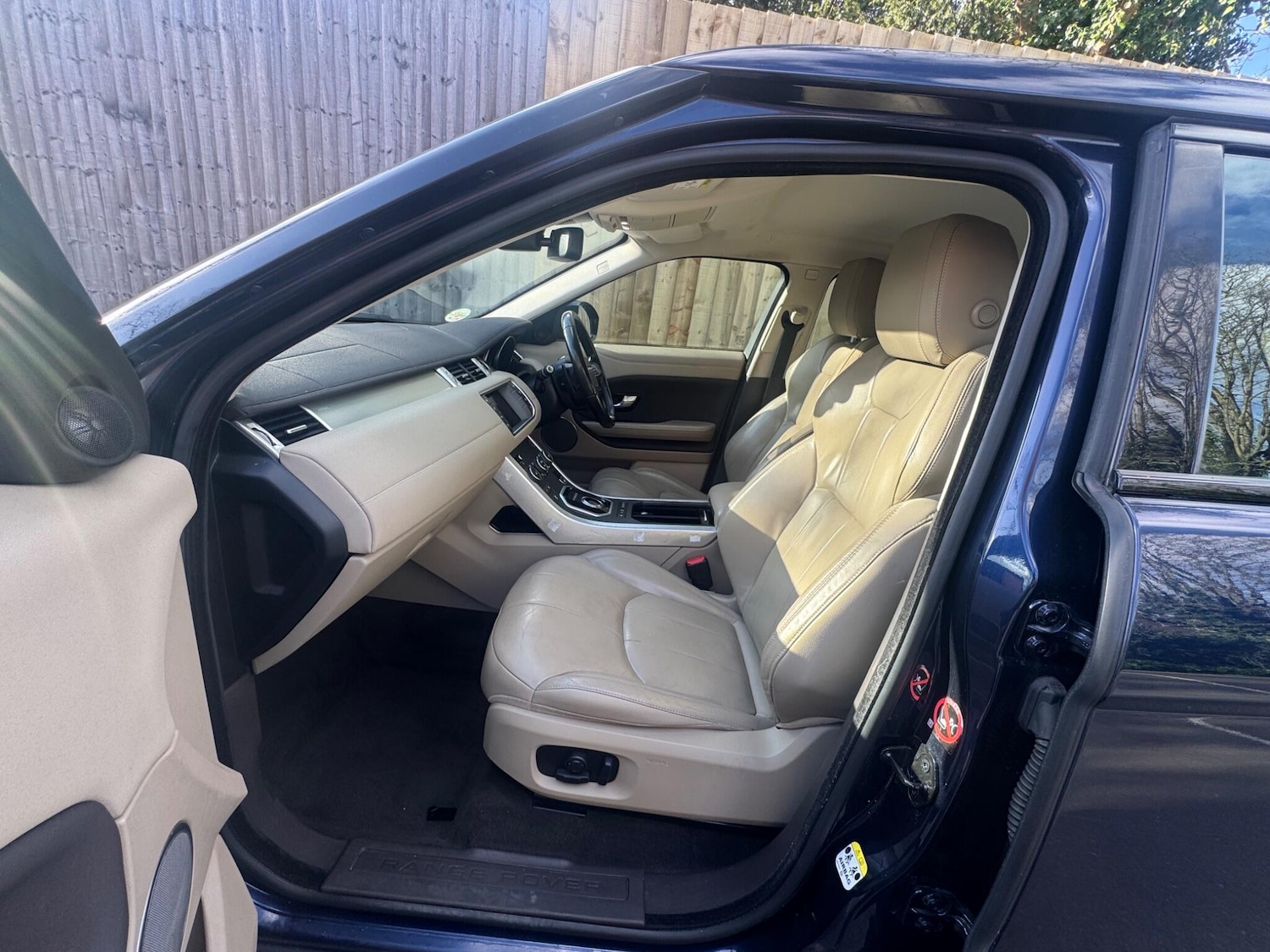 Used Land Rover Range Rover Evoque 2017 for sale - 77898541: Photo 17