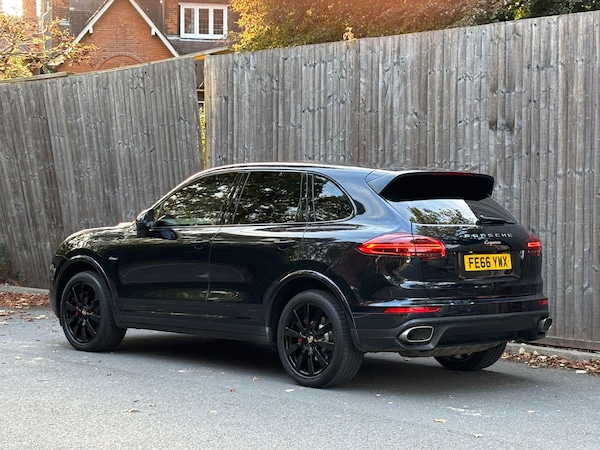 Used Porsche Cayenne 2016 for sale - 76136968: Photo 10