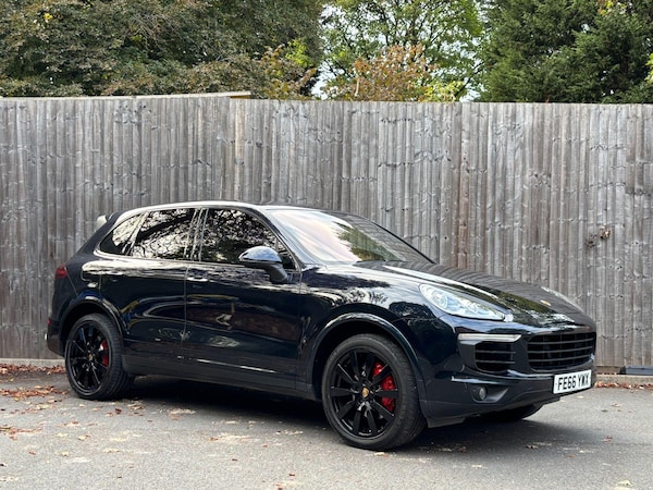 Used Porsche Cayenne 2016 for sale - 76136968: Photo 1