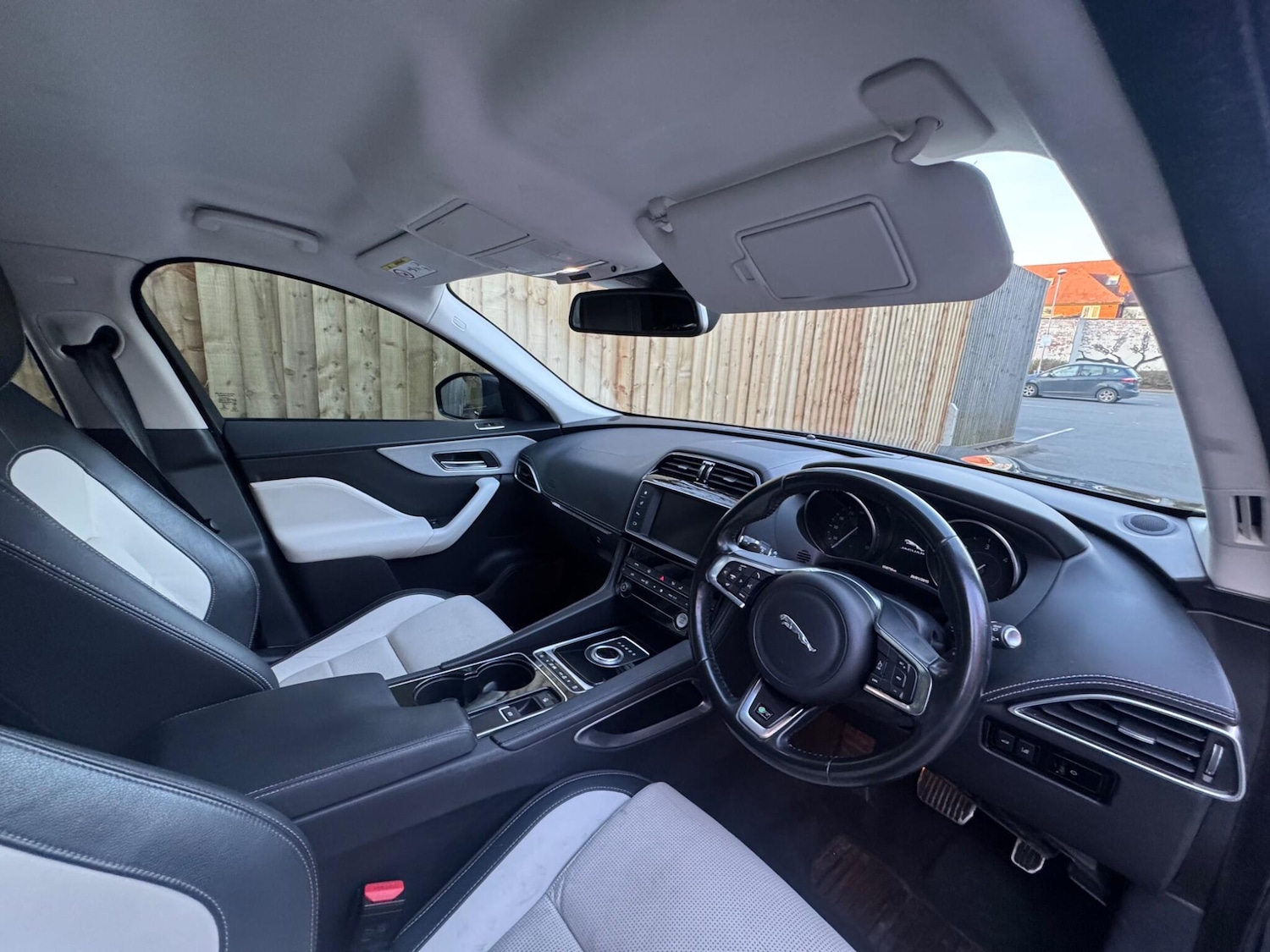 Used Jaguar F-Pace 2016 for sale - 77683304: Photo 13