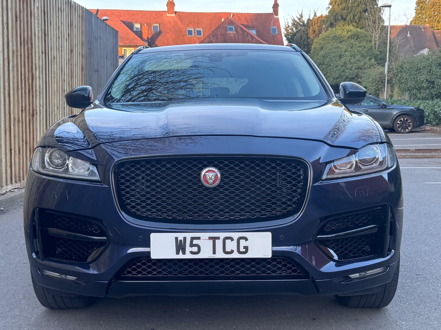 Used Jaguar F-Pace 2016 for sale - 77683304: Photo 3