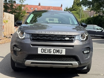 Used Land Rover Discovery Sport 2016 for sale - 75687567: Photo