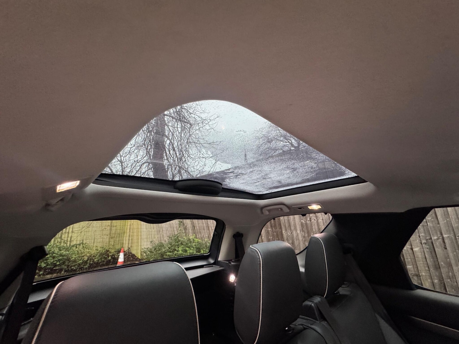 Used Land Rover Discovery 2017 for sale - 76743071: Photo 23