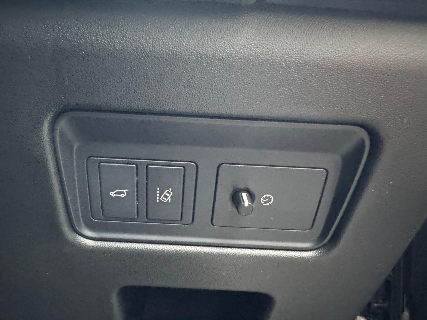 Used Land Rover Discovery 2017 for sale - 76743071: Photo 24