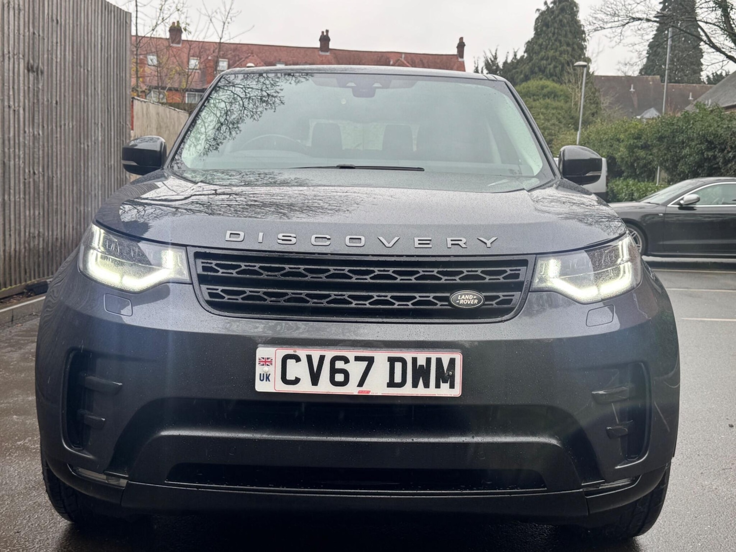 Used Land Rover Discovery 2017 for sale - 76743071: Photo 4