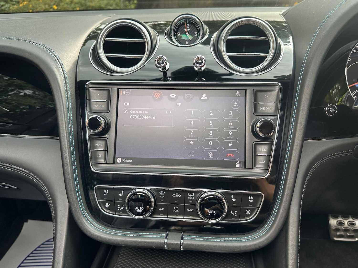 Used Bentley Bentayga 2017 for sale - 76714329: Photo 17