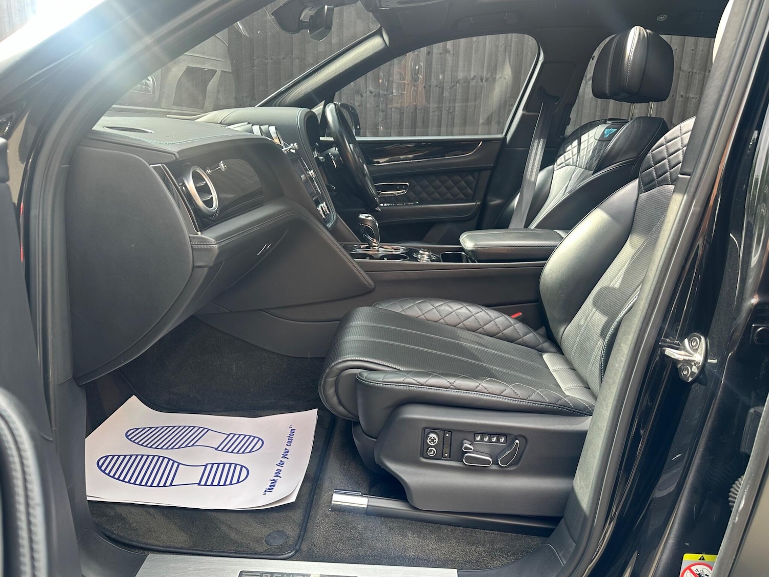 Used Bentley Bentayga 2017 for sale - 76714329: Photo 21