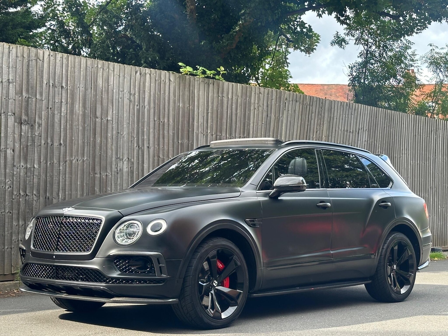Used Bentley Bentayga 2017 for sale - 76714329: Photo 3