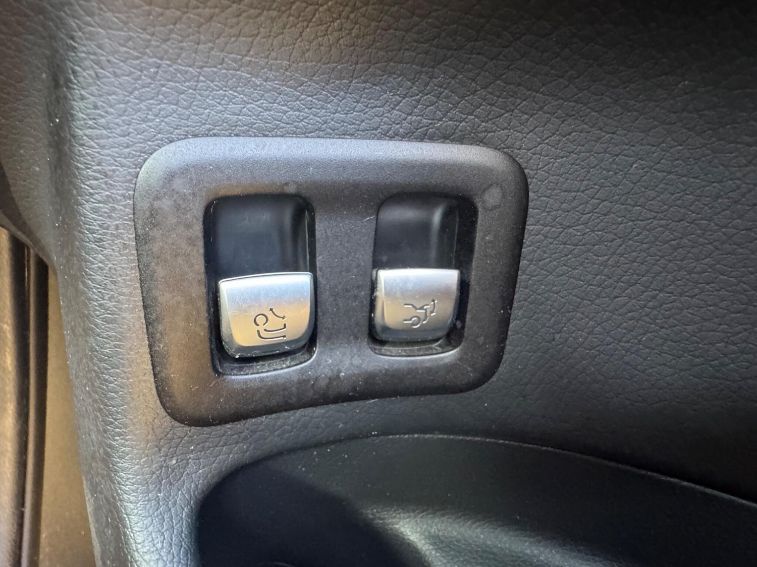 Used Mercedes-Benz GLC for sale - 77892406: Photo 14