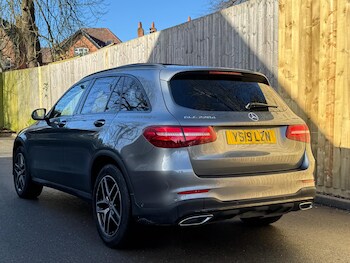 Used Mercedes-Benz GLC 2019 for sale - 77892406: Photo
