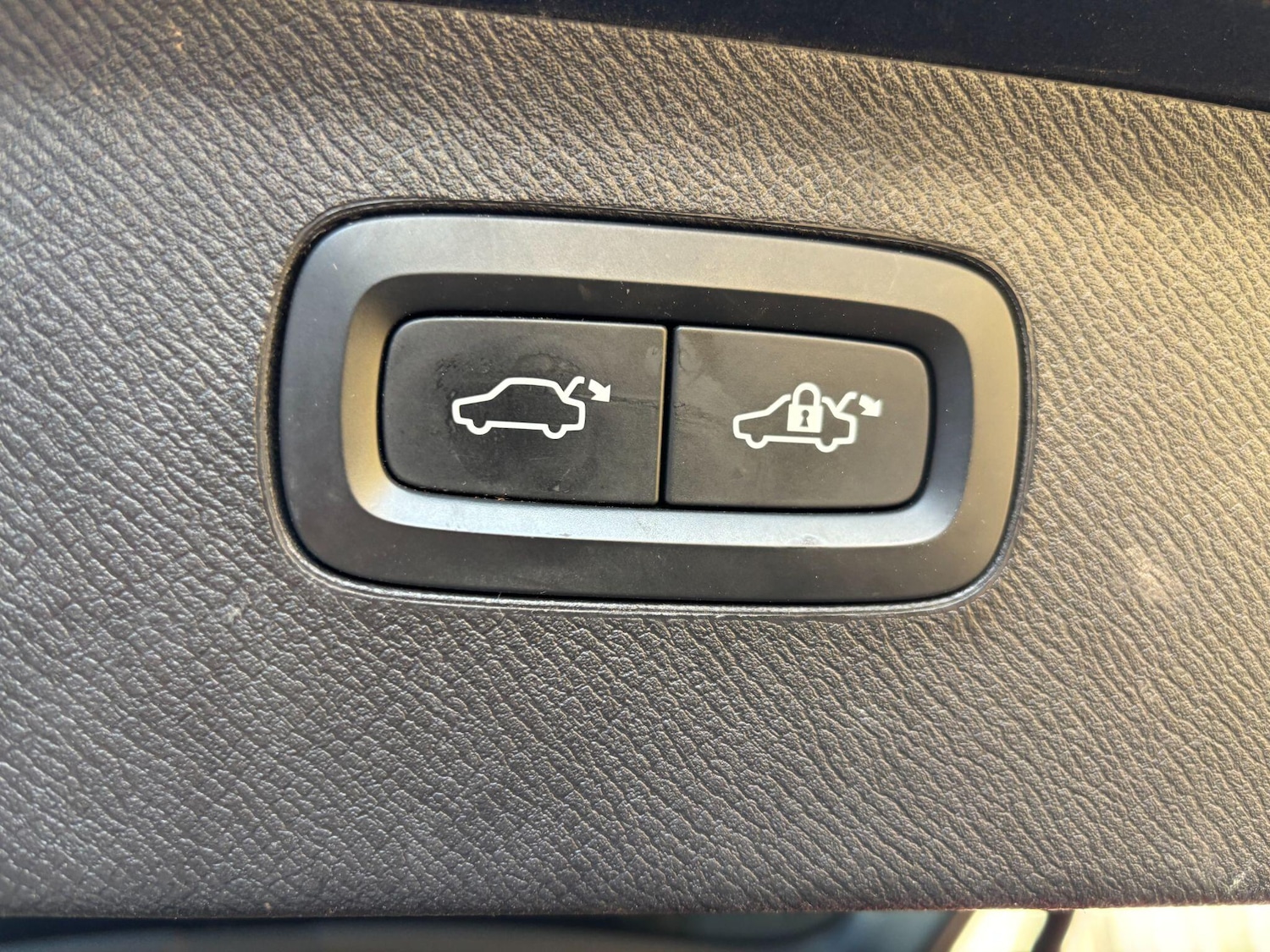 Used Volvo XC90 for sale - 77016930: Photo 20