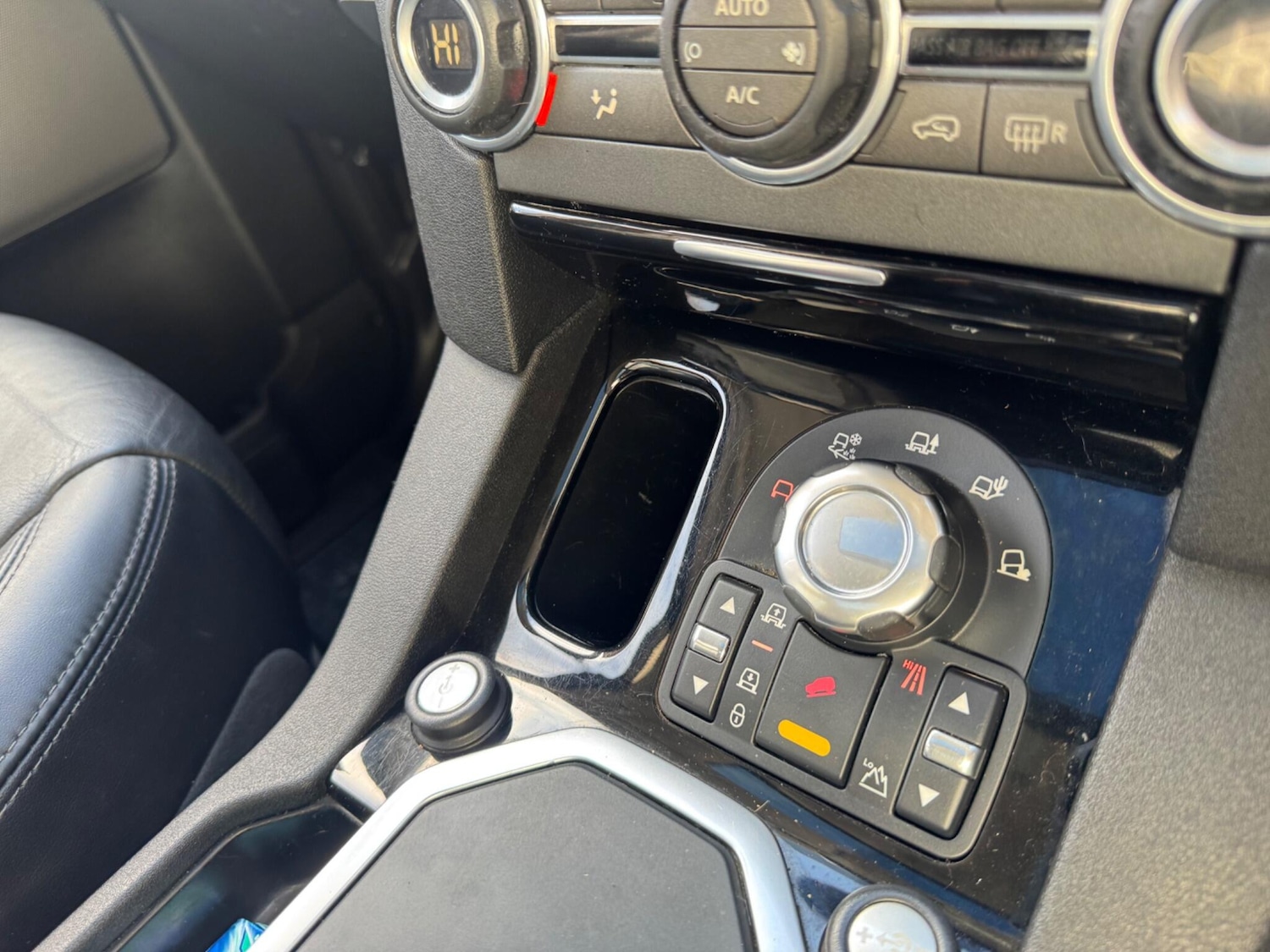 Used Land Rover Discovery 4 for sale - 77267480: Photo 11