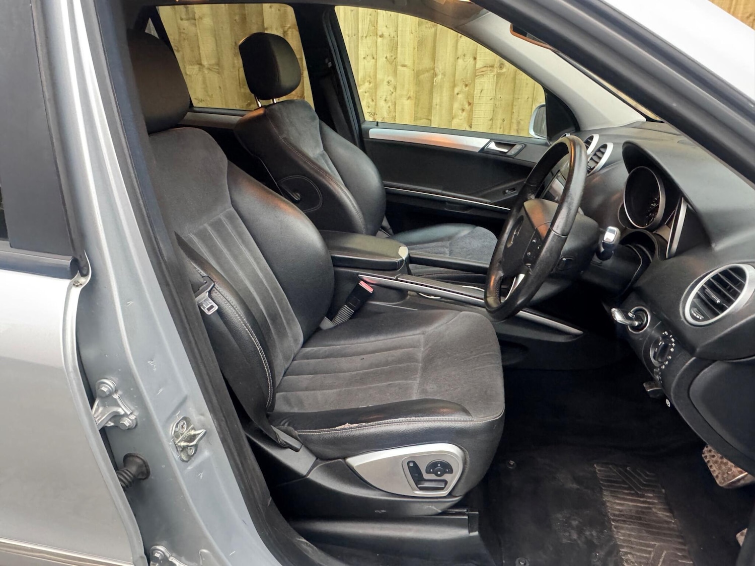 Used Mercedes-Benz M Class 2008 for sale - 77808193: Photo 12